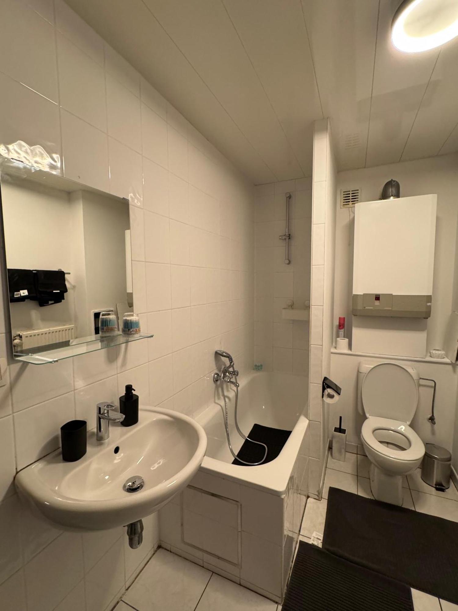 Appartement De Luxe Entierement Renove - Proche Aeroport De Bruxelles, Quartier Chic Exteriör bild
